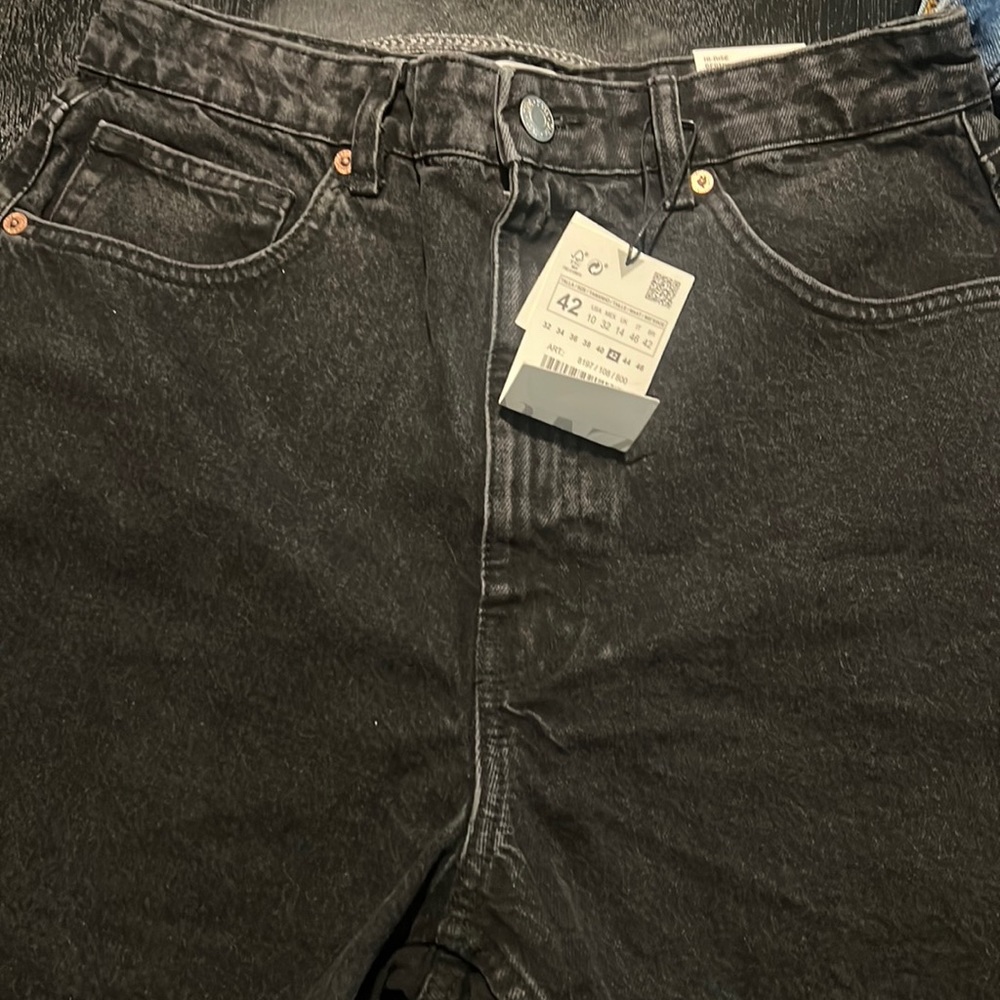 Zara High Waist Mom Short